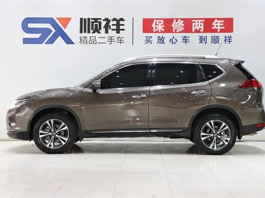 Nissan Nissan X-Trail 2020 2.5L XL ITS 3rows CVT 4WD 7-Seater Luxury Pilot Edition 2021 - thumbnail 4