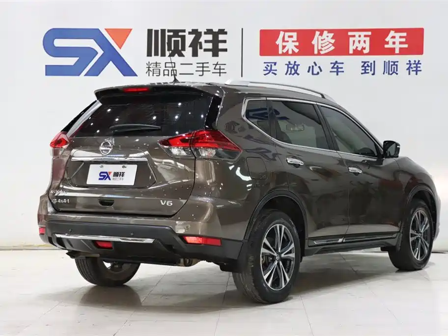 Nissan Nissan X-Trail 2020 2.5L XL ITS 3rows CVT 4WD 7-Seater Luxury Pilot Edition 2021 - thumbnail 5