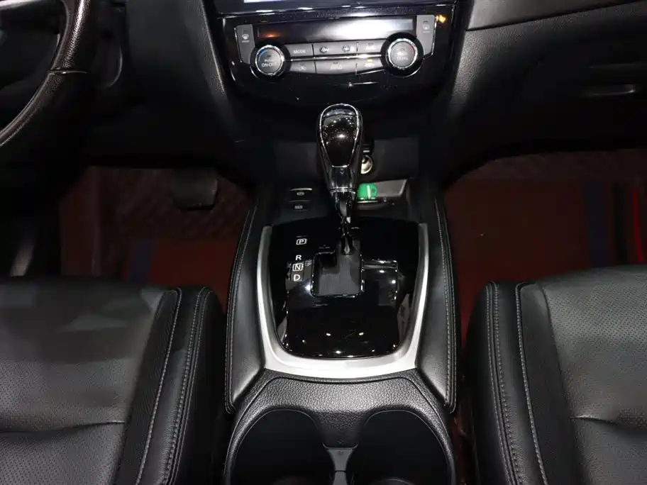 Nissan Nissan X-Trail 2020 2.5L XL ITS 3rows CVT 4WD 7-Seater Luxury Pilot Edition 2021 - thumbnail 15