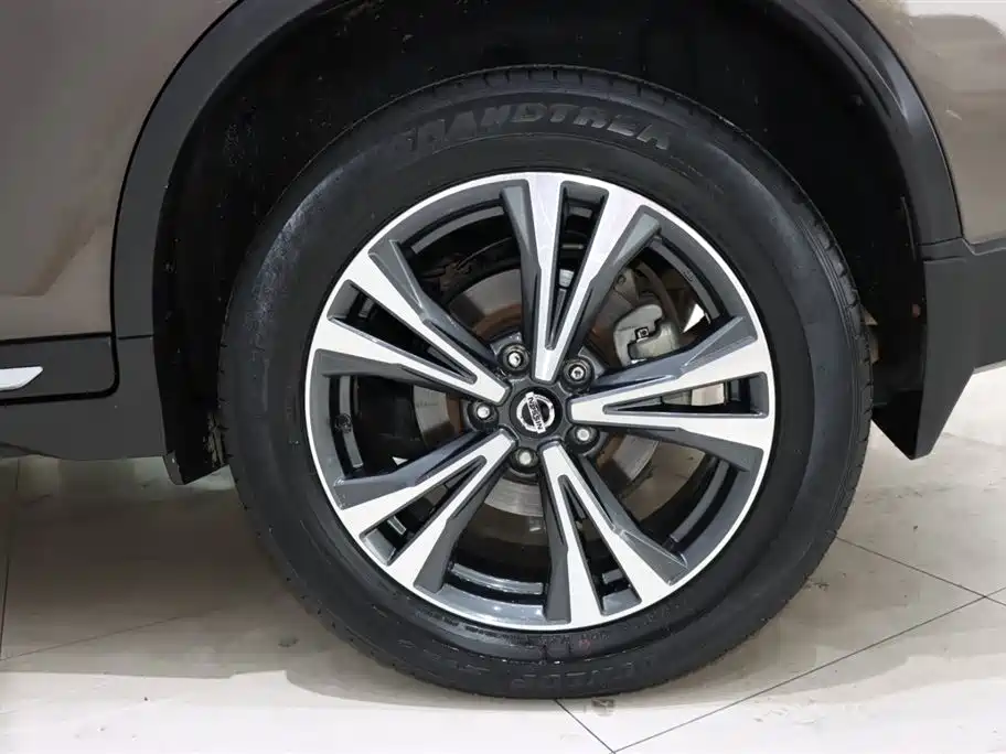 Nissan Nissan X-Trail 2020 2.5L XL ITS 3rows CVT 4WD 7-Seater Luxury Pilot Edition 2021 - thumbnail 17