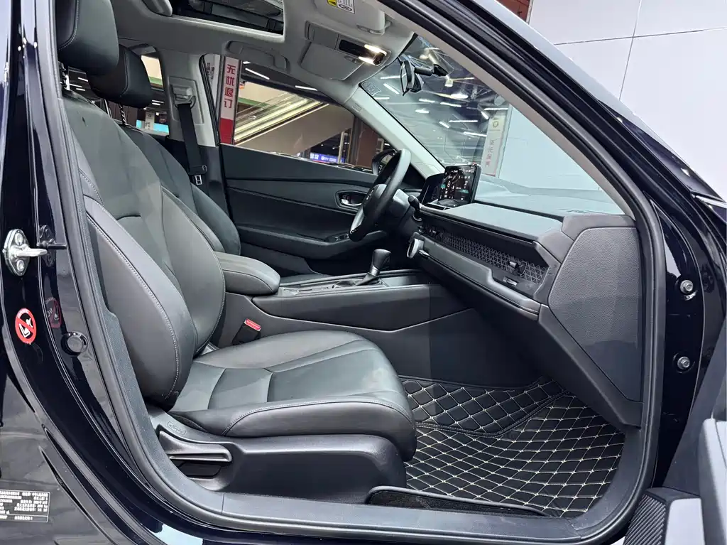 Honda Accord 2025 Sport Series 260TURBO Comfort Edition 2025 - thumbnail 15