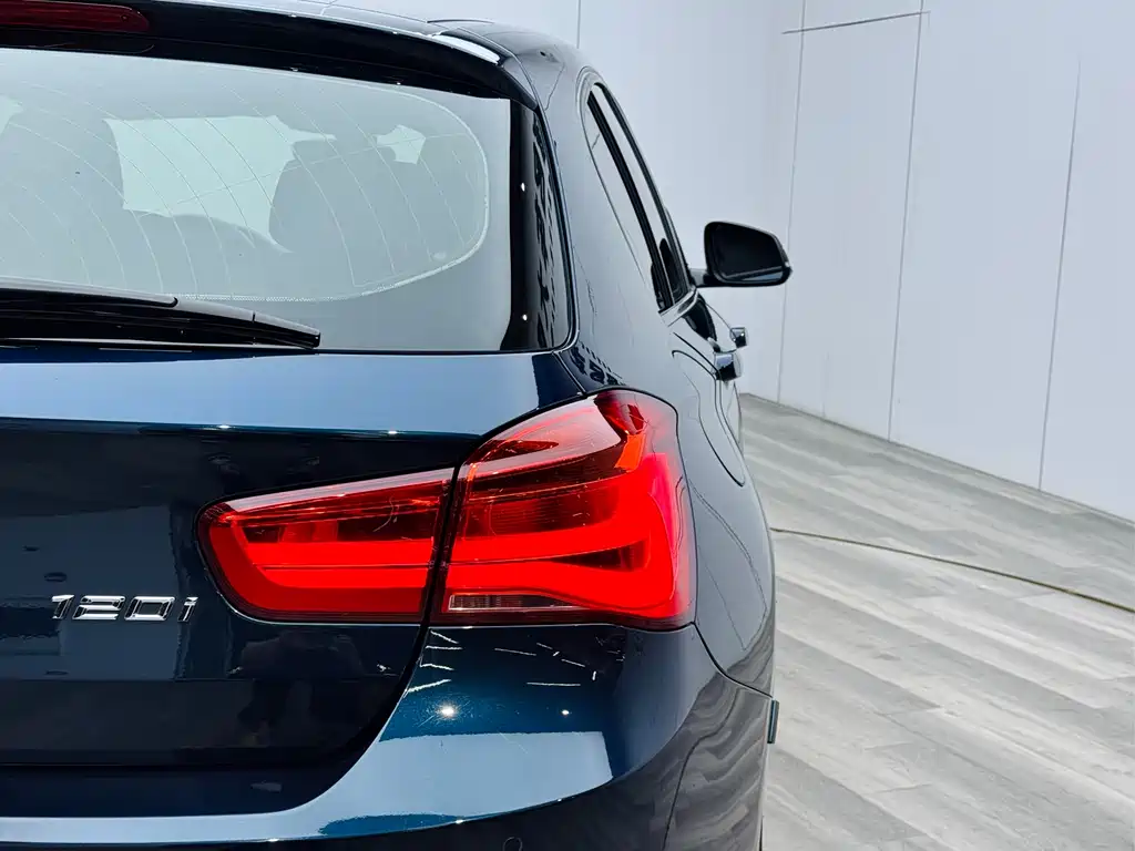BMW BMW 1 Series (Import) 2015 120i Leading Edition 2016 - thumbnail 28