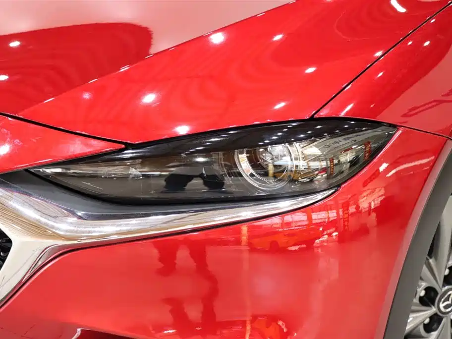 Mazda Mazda CX-4 2020 2.0L Automatic FWD Blue Sky Exploration Edition 2020 - thumbnail 18
