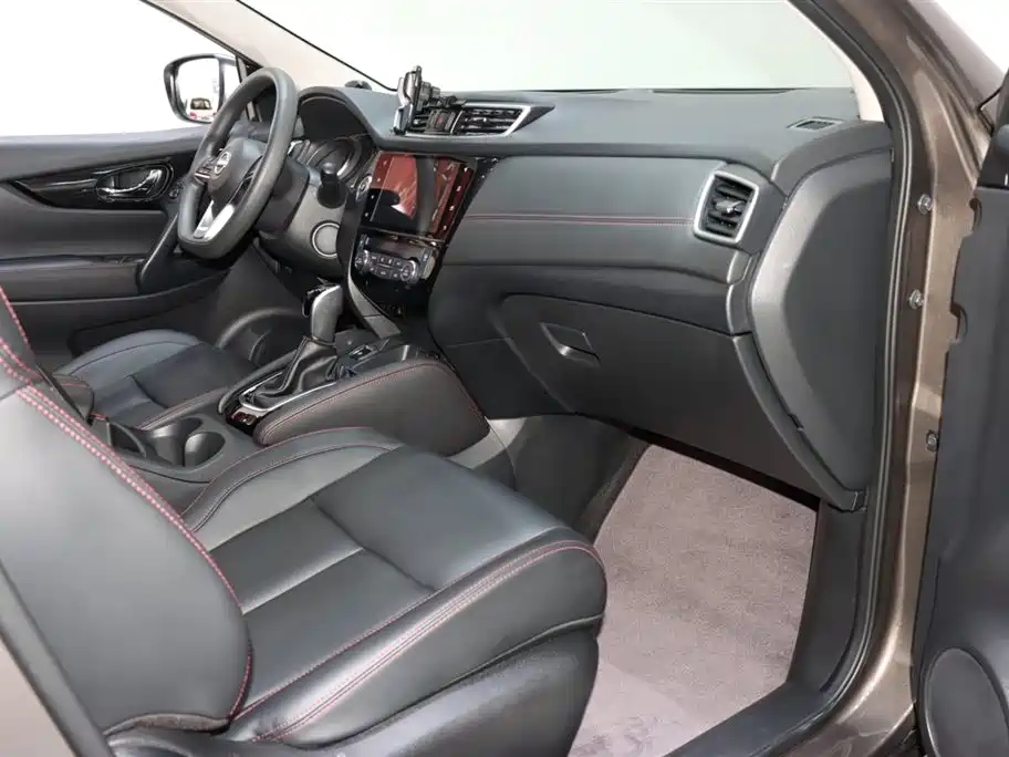 Nissan Nissan Qashqai 2023 Classic 2.0L CVT XV Comfort Edition 2024 - thumbnail 8