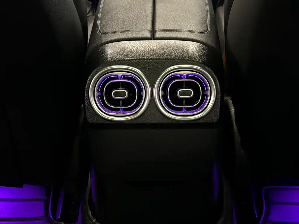 Mercedes-Benz Mercedes-Benz C-Class 2023 C 350 eL 2023 - thumbnail 20