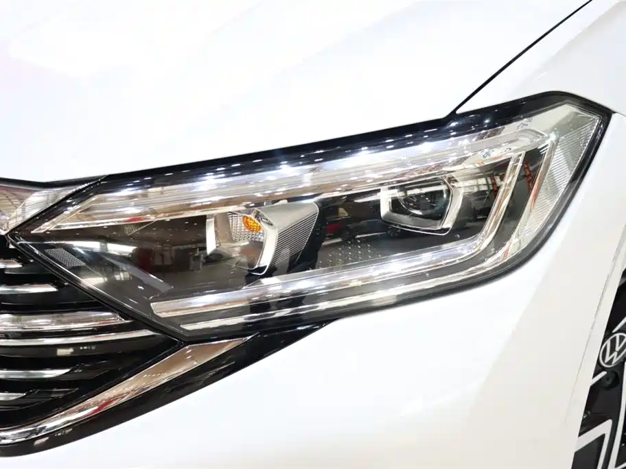 Volkswagen Volkswagen Sagitar 2023 300TSI DSG Beyond Edition 2024 - thumbnail 7