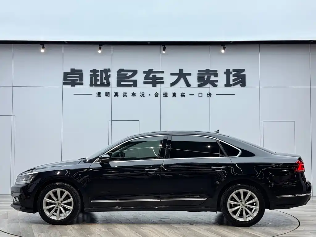 Volkswagen Volkswagen Passat 2017 330TSI DSG Zunrong Edition 2018 - thumbnail 4