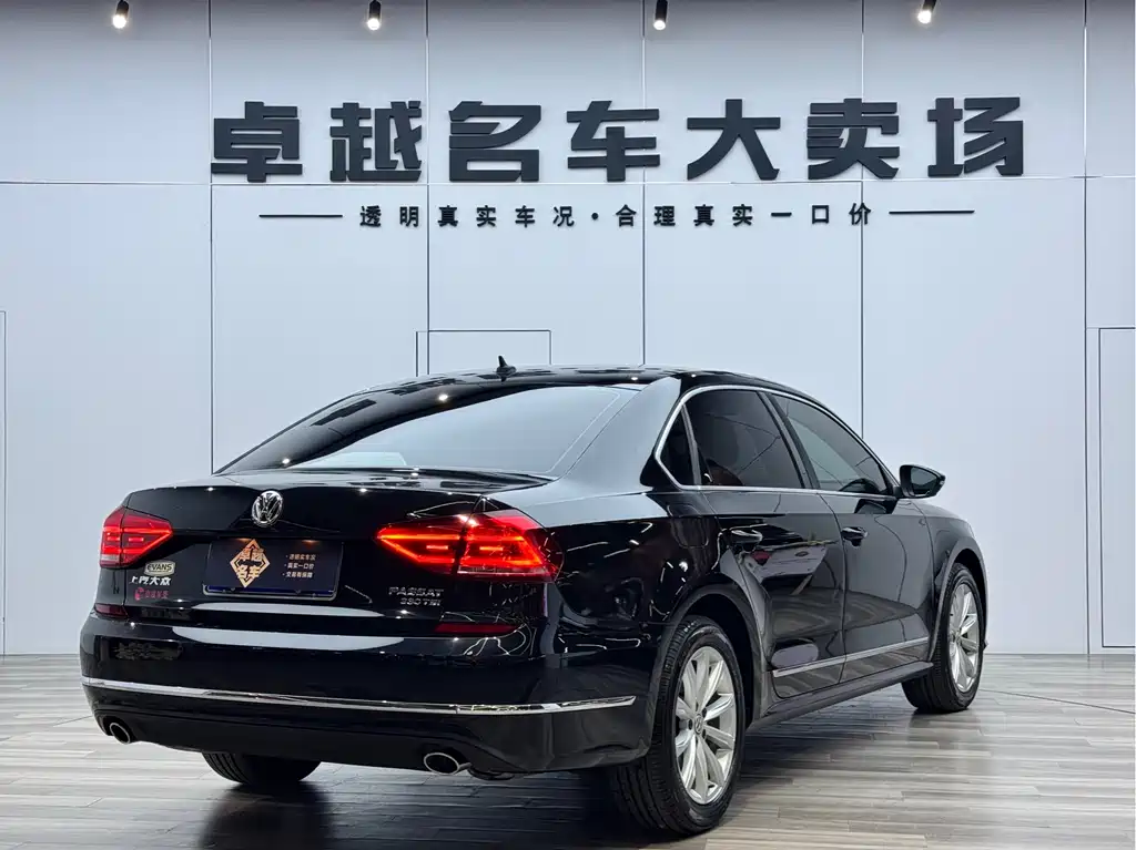 Volkswagen Volkswagen Passat 2017 330TSI DSG Zunrong Edition 2018 - thumbnail 7