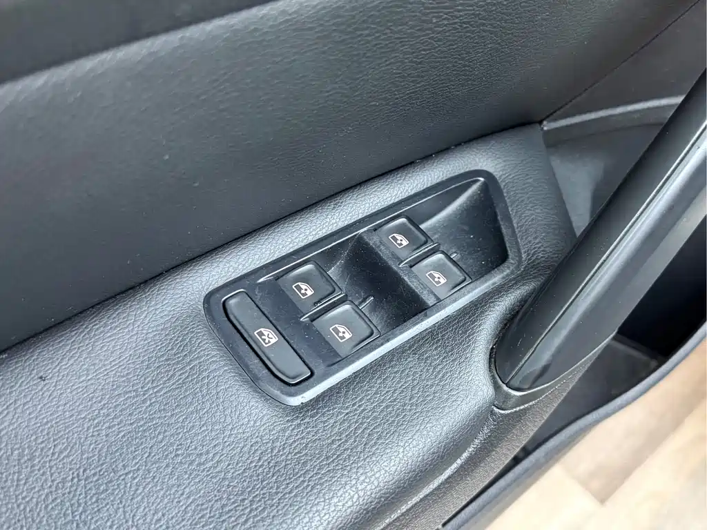 Volkswagen Volkswagen Passat 2017 330TSI DSG Zunrong Edition 2018 - thumbnail 11