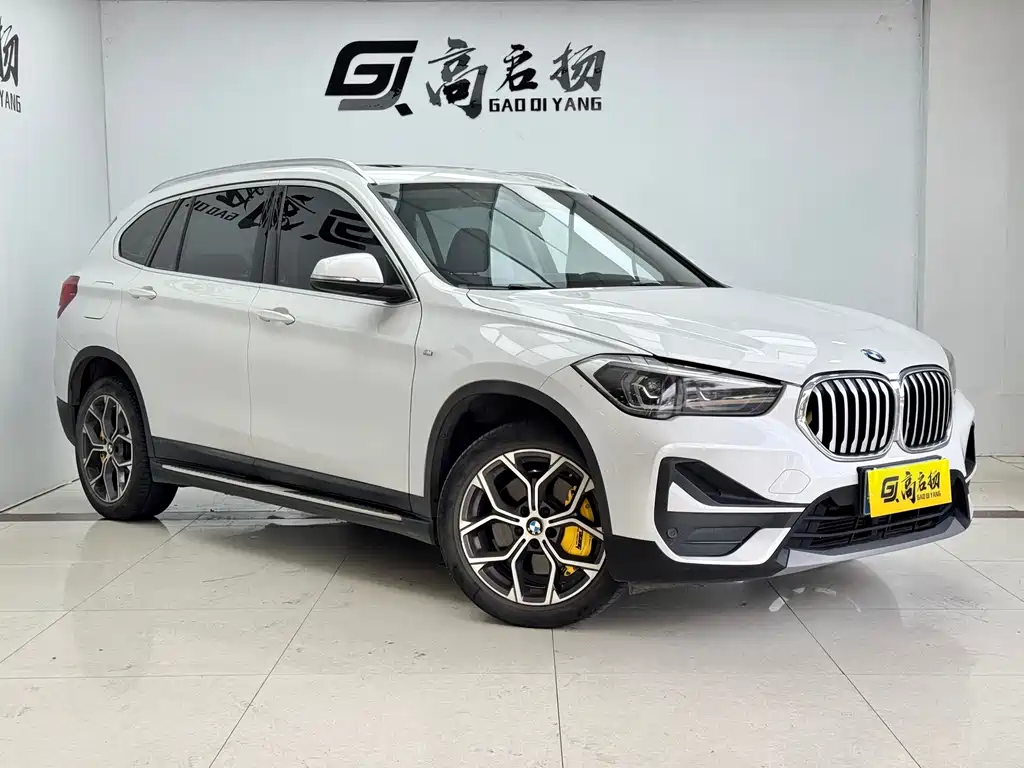 BMW BMW X1 2022 sDrive25Li Leading Edition 2022 - thumbnail 3