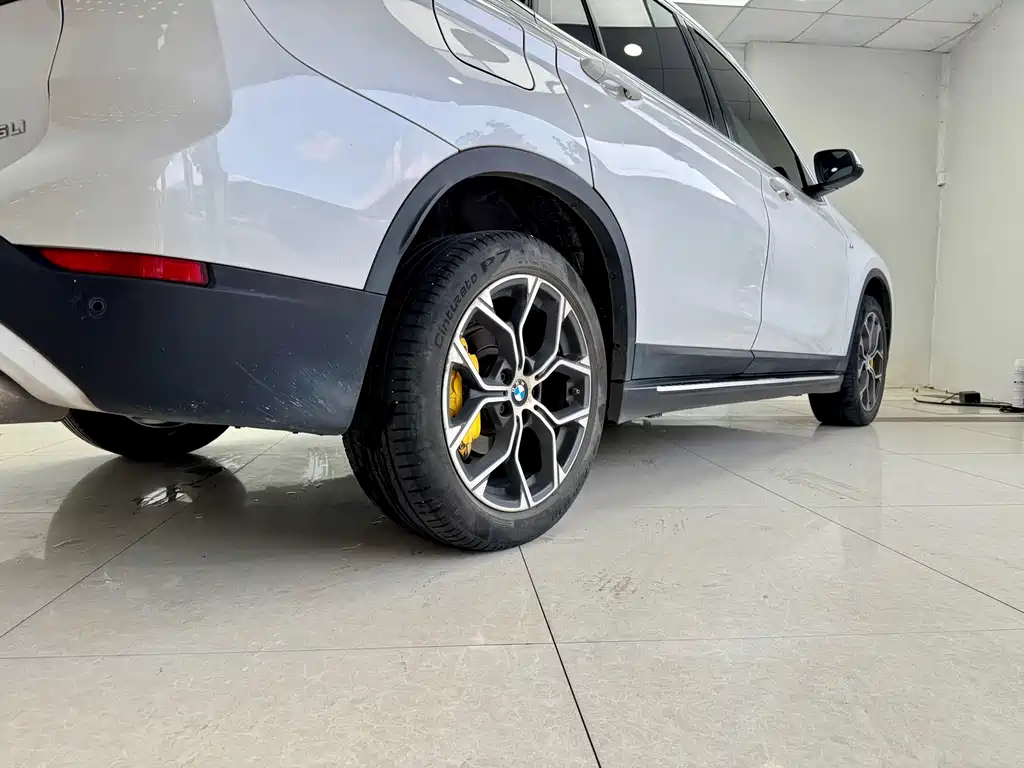 BMW BMW X1 2022 sDrive25Li Leading Edition 2022 - thumbnail 18