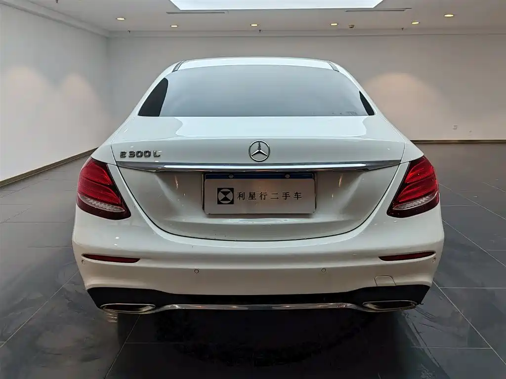 Mercedes-Benz Mercedes-Benz E-Class 2017 E 300 L Sport Fashion 2017 - thumbnail 4