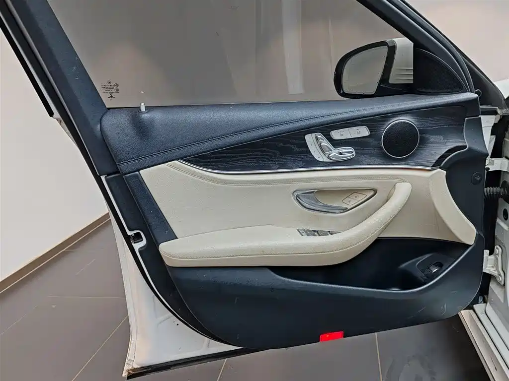 Mercedes-Benz Mercedes-Benz E-Class 2017 E 300 L Sport Fashion 2017 - thumbnail 12