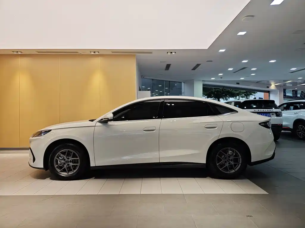 BYD BYD Seal 06 2026 DM-i Chaoxiang Edition 128KM Luxury Edition 2026 - thumbnail 7