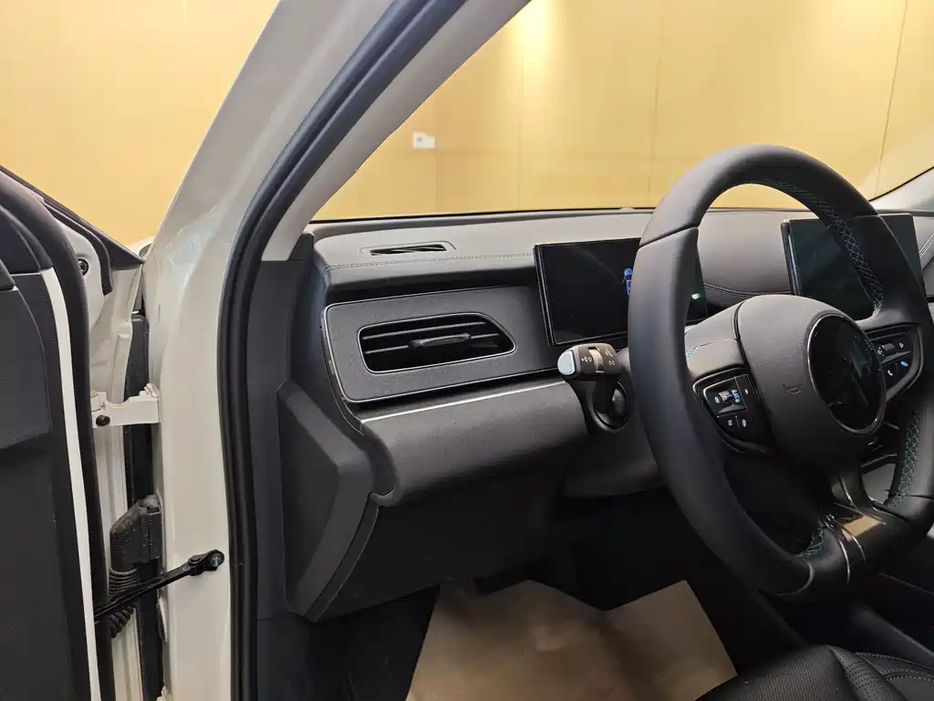 BYD BYD Seal 06 2026 DM-i Chaoxiang Edition 128KM Luxury Edition 2026 - thumbnail 12