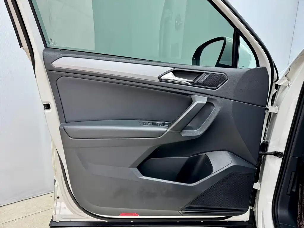 Volkswagen Tiguan L 2019 330TSI Auto FWD Fashion Edition China VI 2019 - thumbnail 8