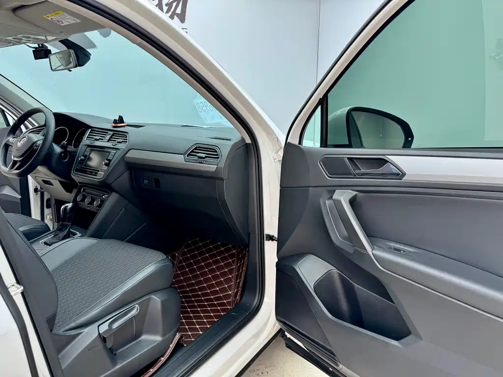 Volkswagen Tiguan L 2019 330TSI Auto FWD Fashion Edition China VI 2019 - thumbnail 13