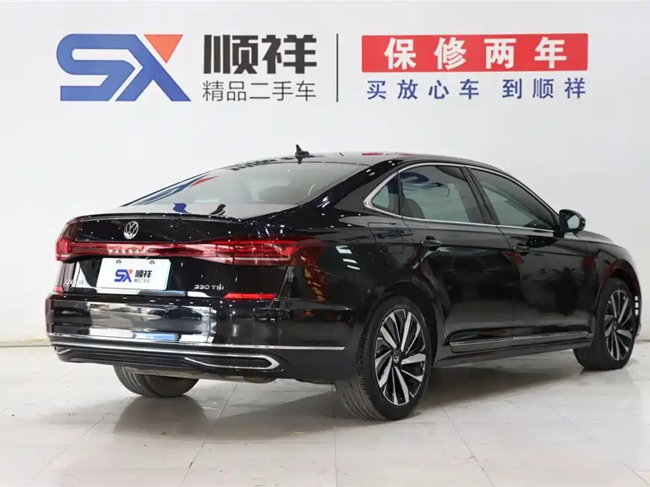 Volkswagen Volkswagen Passat 2023 Facelift 330TSI Elite Edition 2023 - thumbnail 4