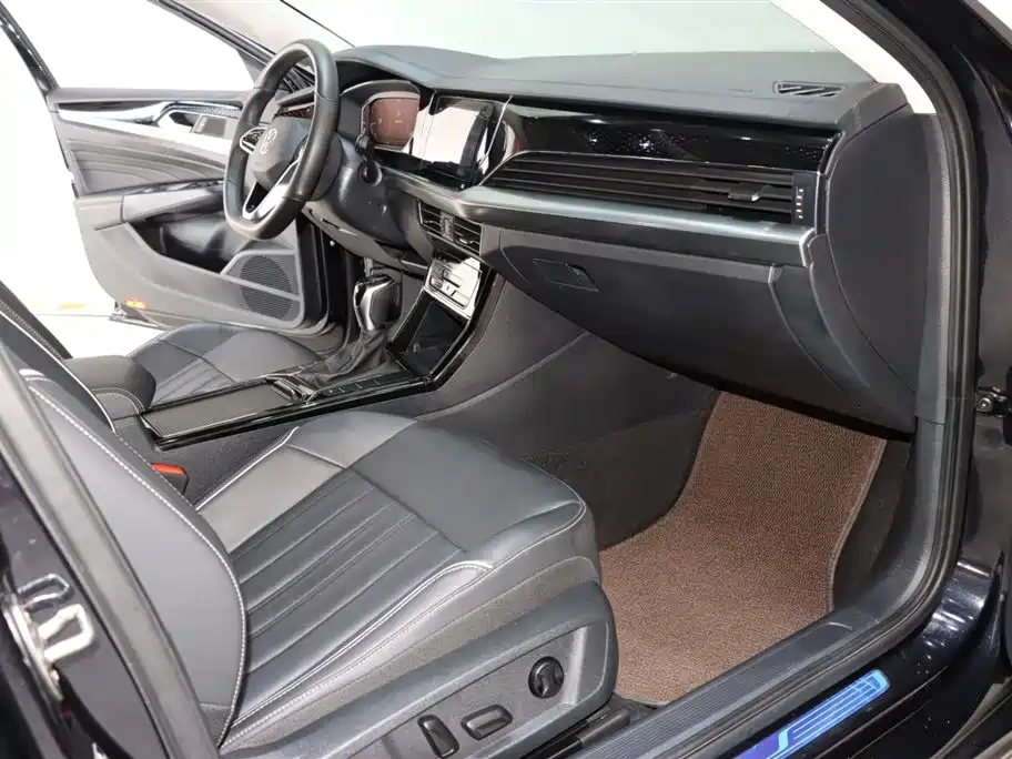 Volkswagen Volkswagen Passat 2023 Facelift 330TSI Elite Edition 2023 - thumbnail 8