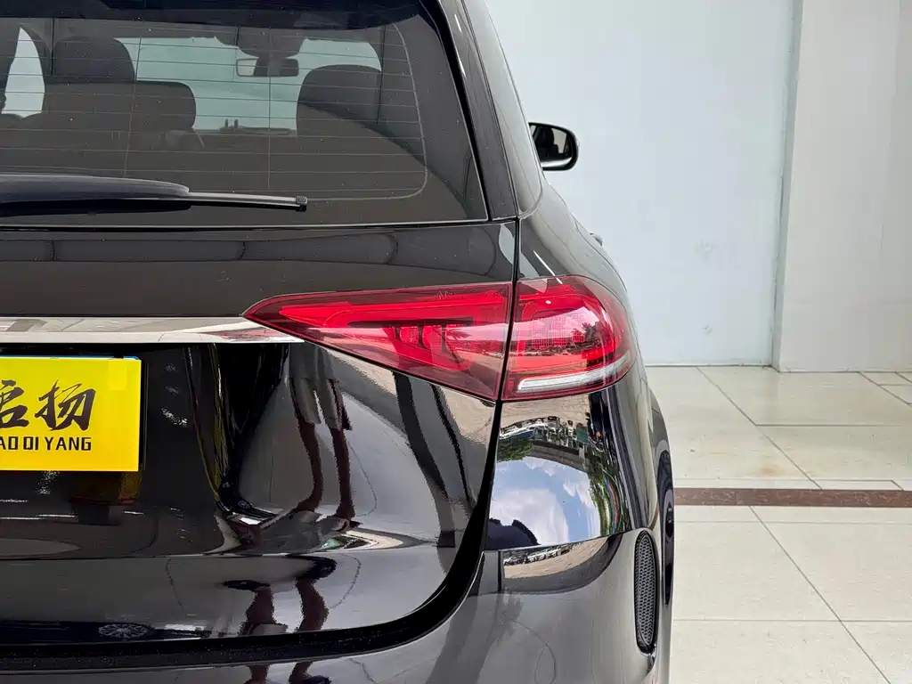 Mercedes-Benz Mercedes-Benz GLE 350 4MATIC Fashion Edition 2019 - thumbnail 25