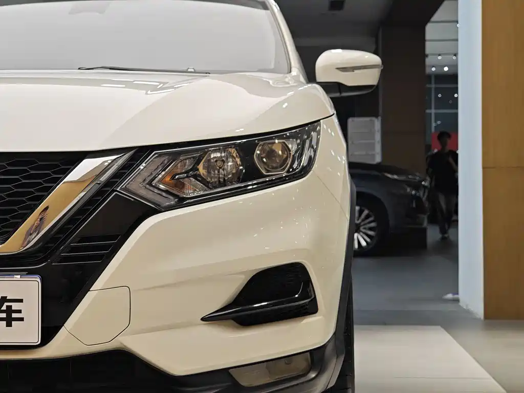 Nissan Nissan Qashqai 2021 2.0L CVT Intelligent Edition 2022 - thumbnail 2