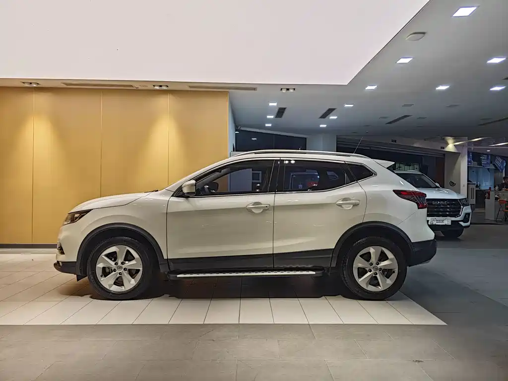 Nissan Nissan Qashqai 2021 2.0L CVT Intelligent Edition 2022 - thumbnail 6
