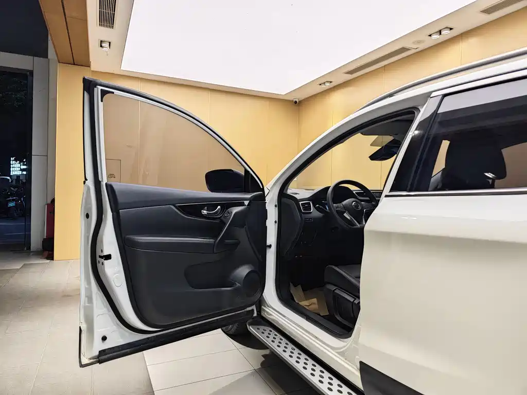 Nissan Nissan Qashqai 2021 2.0L CVT Intelligent Edition 2022 - thumbnail 7