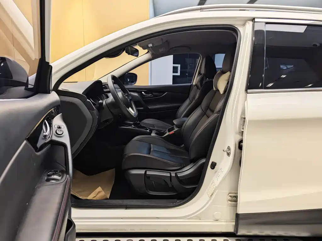 Nissan Nissan Qashqai 2021 2.0L CVT Intelligent Edition 2022 - thumbnail 13