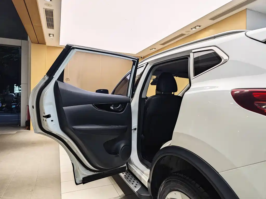 Nissan Nissan Qashqai 2021 2.0L CVT Intelligent Edition 2022 - thumbnail 20