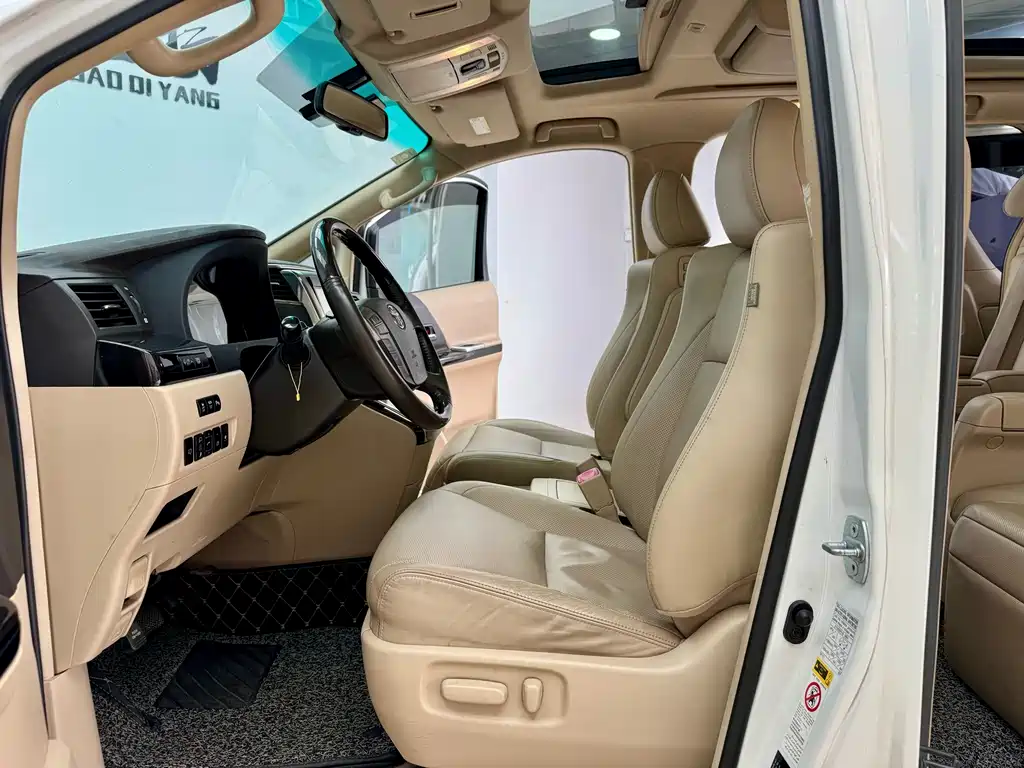 Toyota Alphard 2014 Middle East Edition 2016 - thumbnail 5