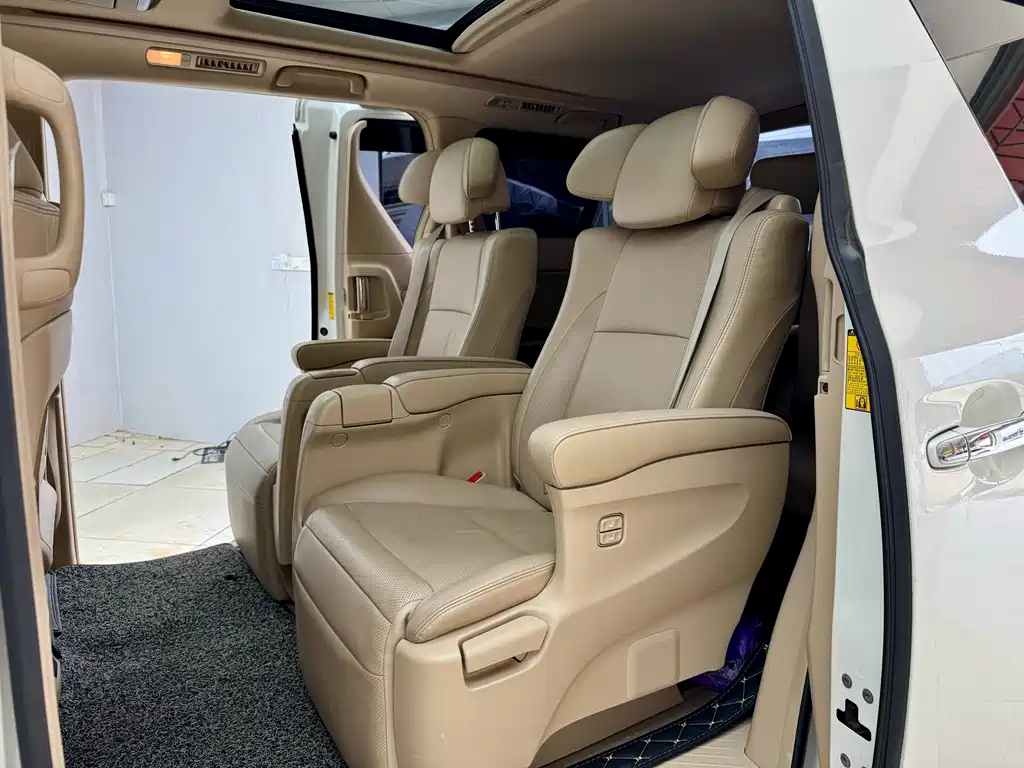 Toyota Alphard 2014 Middle East Edition 2016 - thumbnail 9