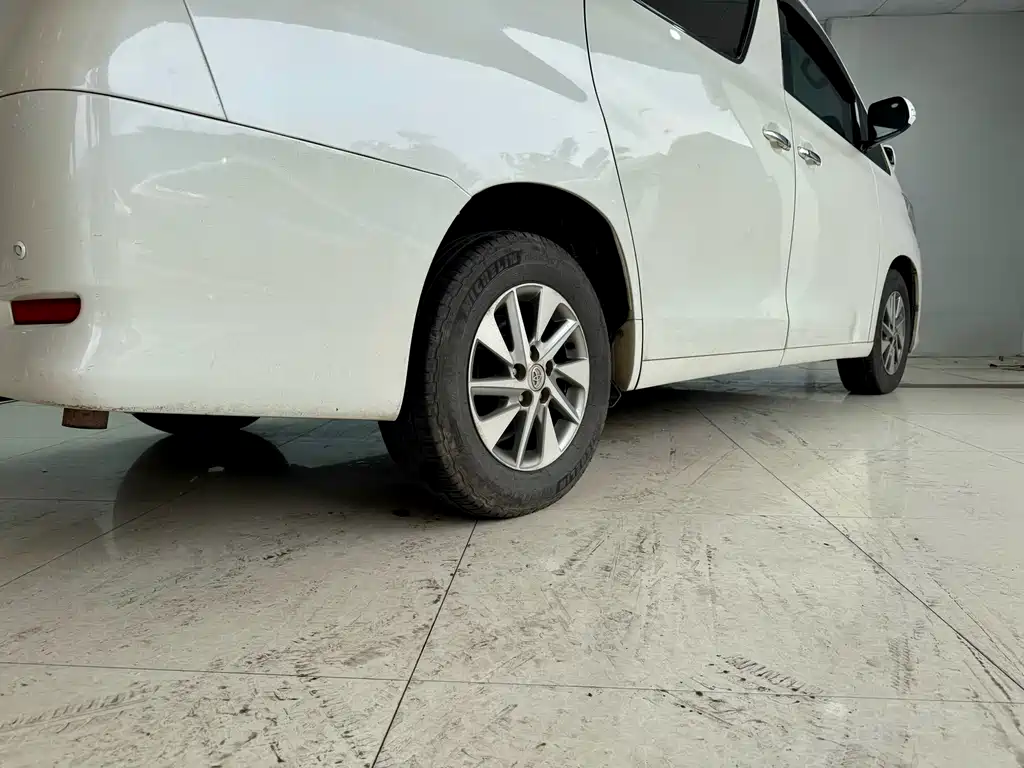 Toyota Alphard 2014 Middle East Edition 2016 - thumbnail 22