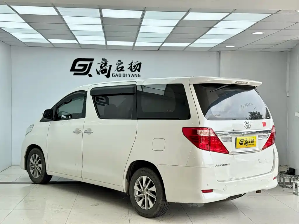 Toyota Alphard 2014 Middle East Edition 2016 - thumbnail 29