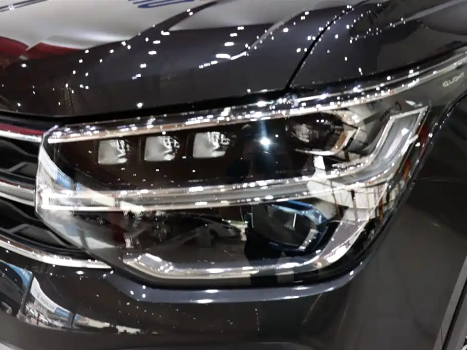 Volkswagen Volkswagen Tharu 2024 300TSI FWD Full Moon Edition 2025 - thumbnail 18