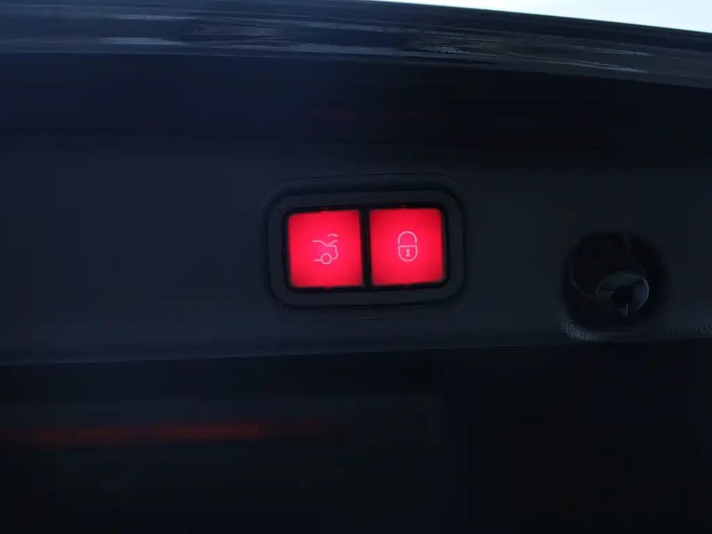 Mercedes-Benz Mercedes-Benz E-Class 2021 Facelift E 300 L Sport Fashion Edition 2021 - thumbnail 15