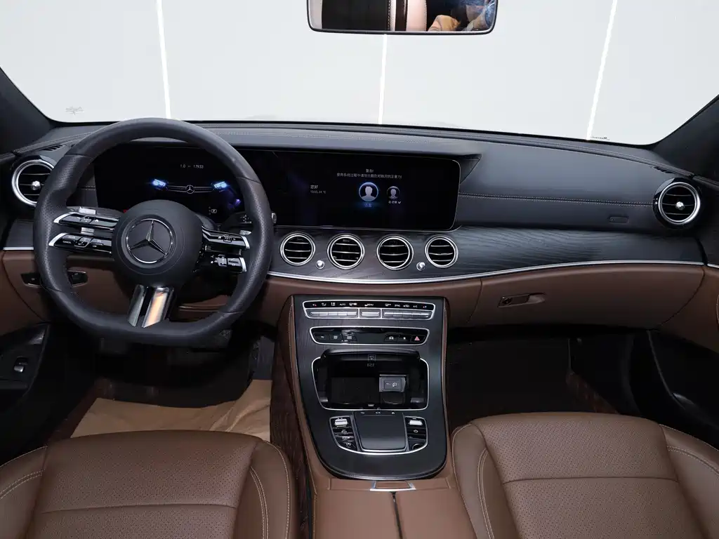 Mercedes-Benz Mercedes-Benz E-Class 2021 Facelift E 300 L Sport Fashion Edition 2021 - thumbnail 23
