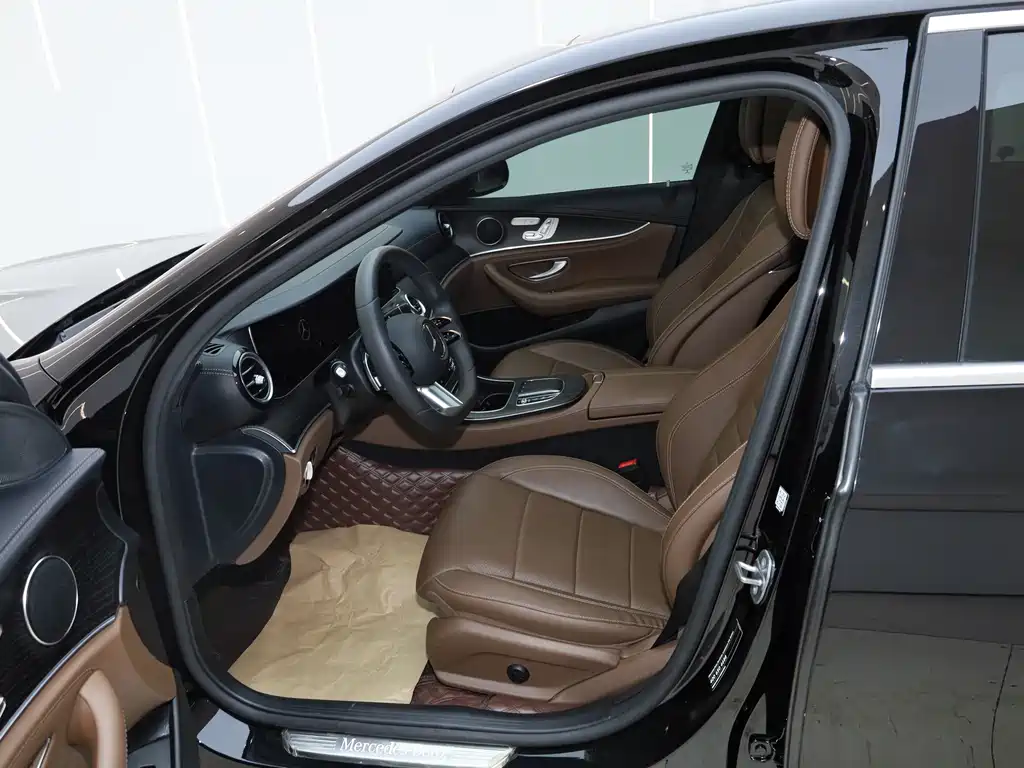 Mercedes-Benz Mercedes-Benz E-Class 2021 Facelift E 300 L Sport Fashion Edition 2021 - thumbnail 24