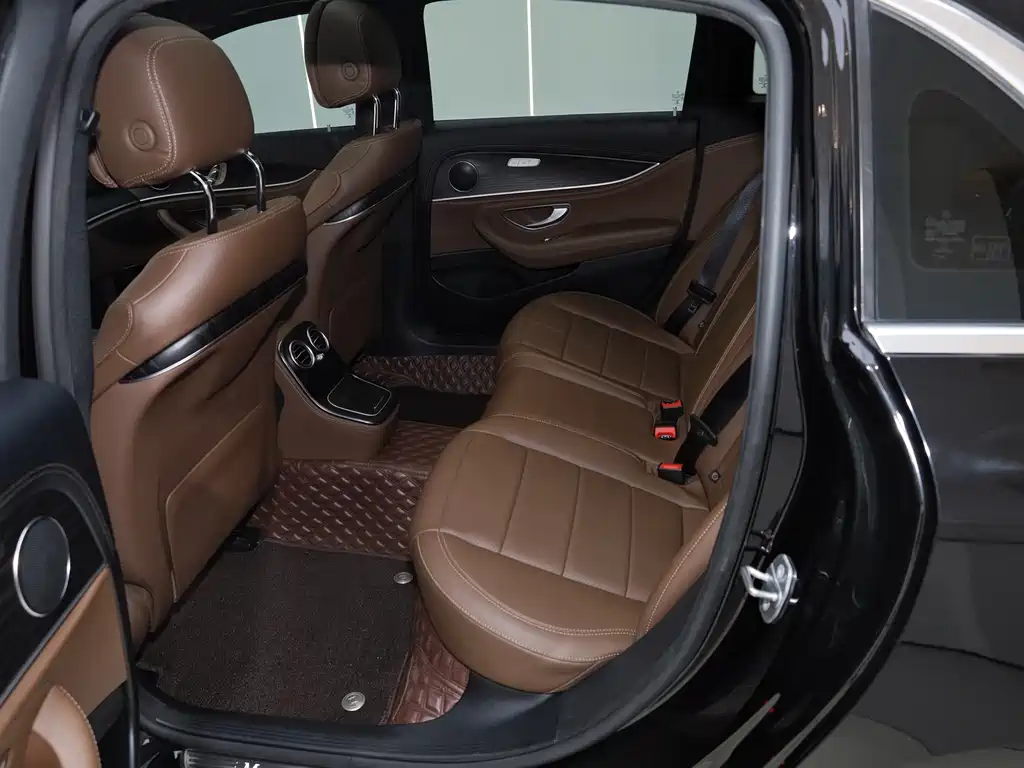 Mercedes-Benz Mercedes-Benz E-Class 2021 Facelift E 300 L Sport Fashion Edition 2021 - thumbnail 27