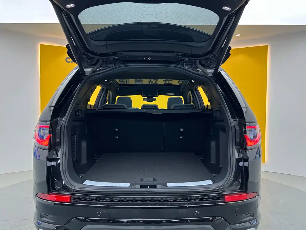 Land Rover Land Rover Discovery Sport 2022 249PS R-Dynamic S Performance Edition 5-Seat 2022 - thumbnail 29