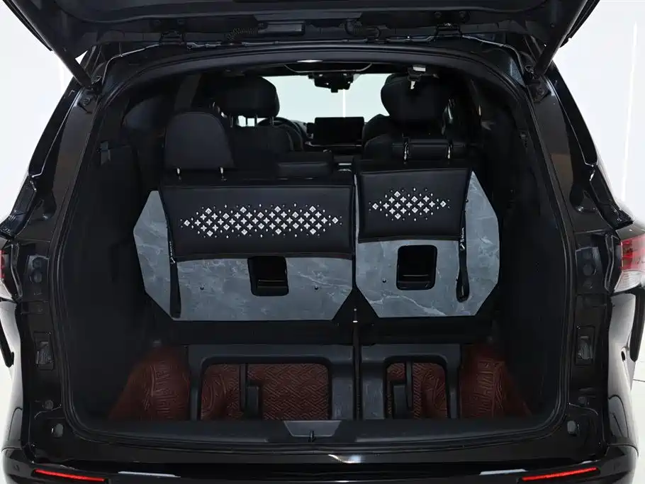 Toyota Toyota Granvia 2023 2.5L Hybrid Flagship VIP Edition 2024 - thumbnail 13