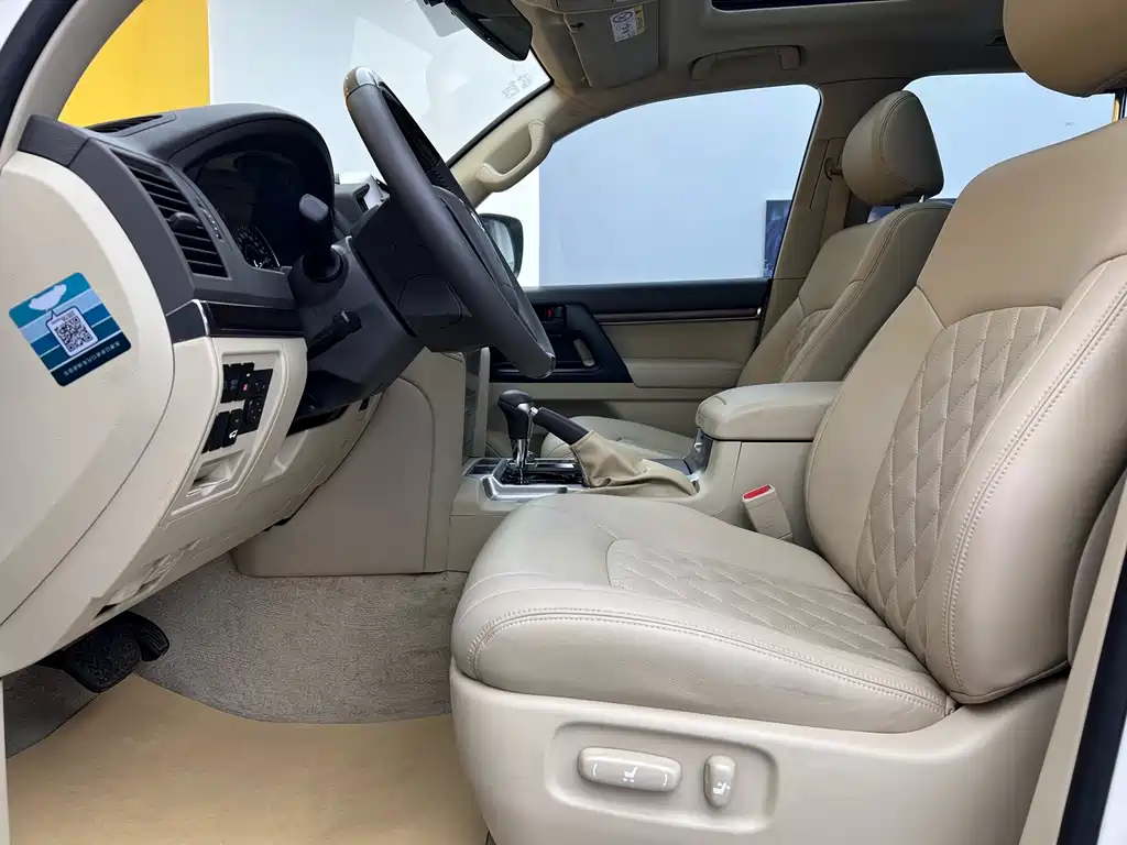 Toyota Land Cruiser (Import) 2017 4.0L Automatic 2019 - thumbnail 7