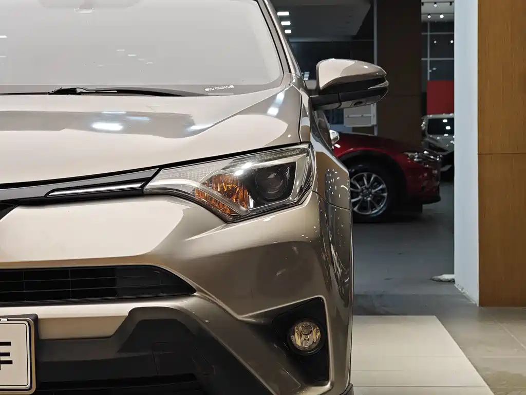 Toyota Toyota RAV4 2019 2.0L CVT FWD Fengshang Edition China VI 2019 - thumbnail 2