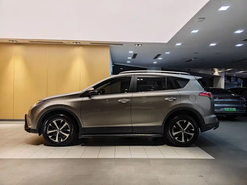 Toyota Toyota RAV4 2019 2.0L CVT FWD Fengshang Edition China VI 2019 - thumbnail 6
