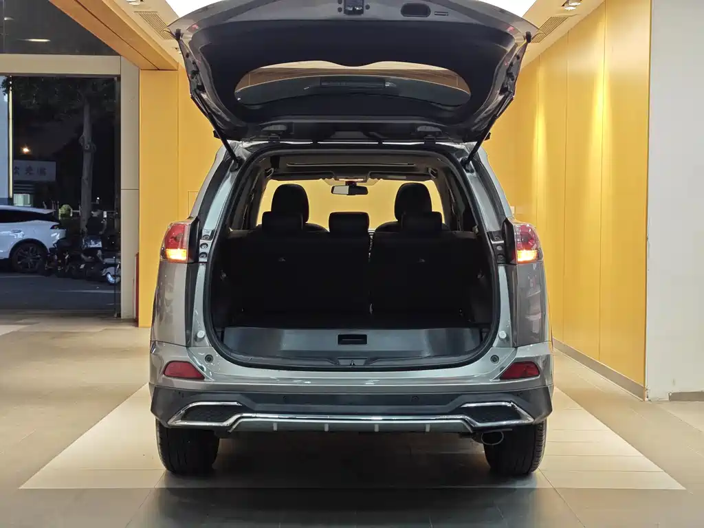 Toyota Toyota RAV4 2019 2.0L CVT FWD Fengshang Edition China VI 2019 - thumbnail 26