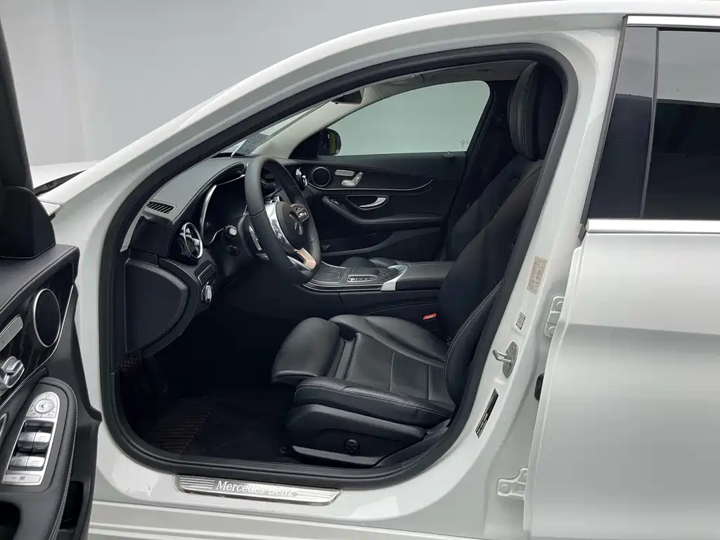 Mercedes-Benz Mercedes-Benz C-Class 2020 Facelift C 260 L Sport Edition 2020 - thumbnail 12