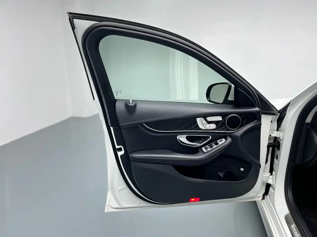 Mercedes-Benz Mercedes-Benz C-Class 2020 Facelift C 260 L Sport Edition 2020 - thumbnail 23