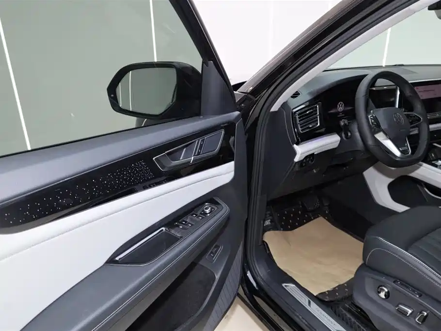 Volkswagen Volkswagen Teramont 2022 380TSI AWD Luxury Edition 2023 - thumbnail 18