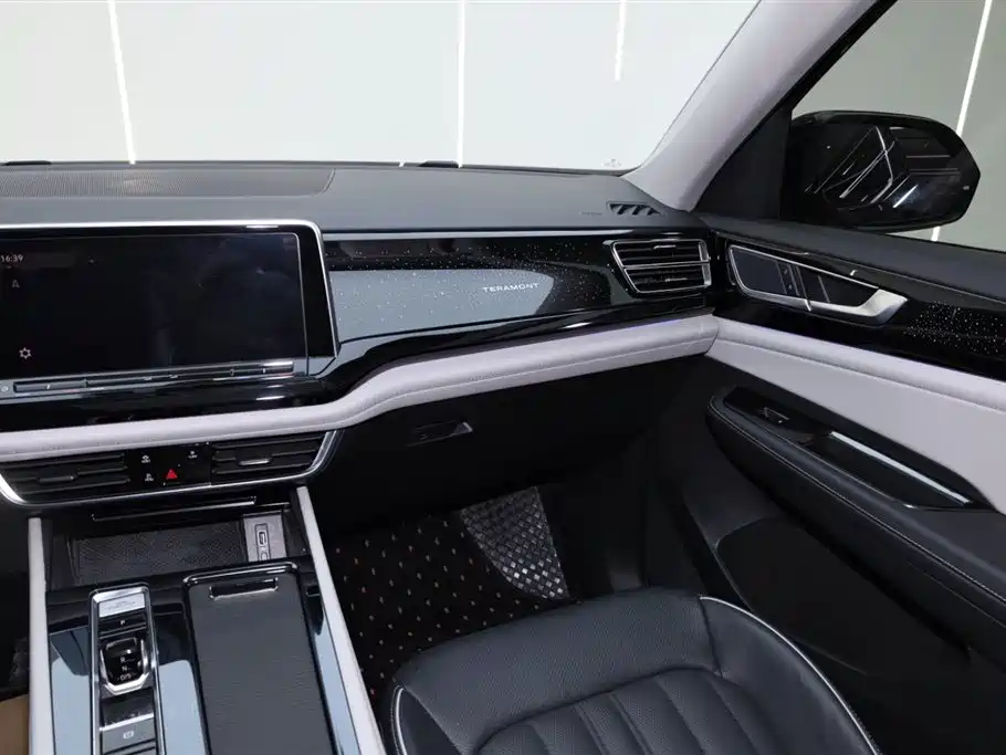 Volkswagen Volkswagen Teramont 2022 380TSI AWD Luxury Edition 2023 - thumbnail 26