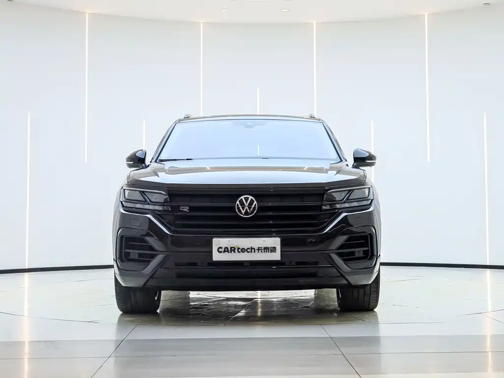 Volkswagen Touareg 2022 3.0TSI R-Line Edition Black Sport Package 2023 - thumbnail 5