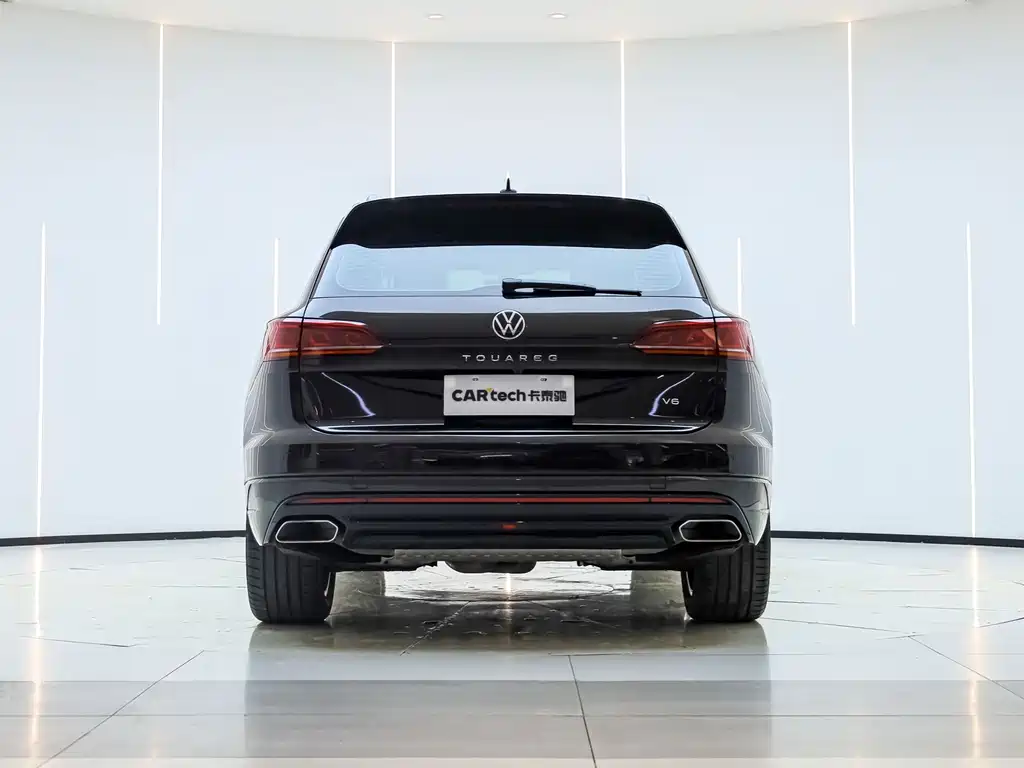 Volkswagen Touareg 2022 3.0TSI R-Line Edition Black Sport Package 2023 - thumbnail 7